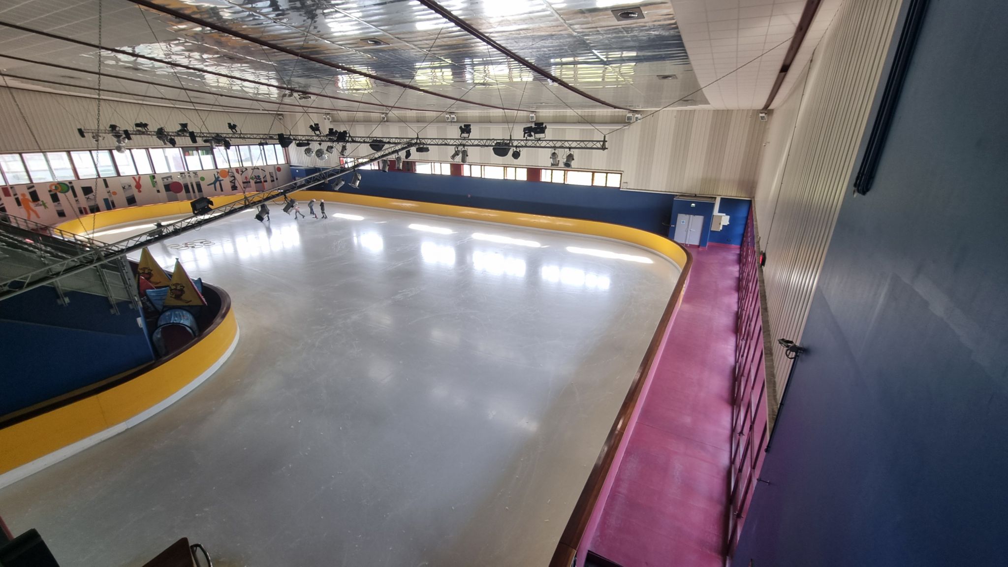 ICE RINK – ANGOULEME
