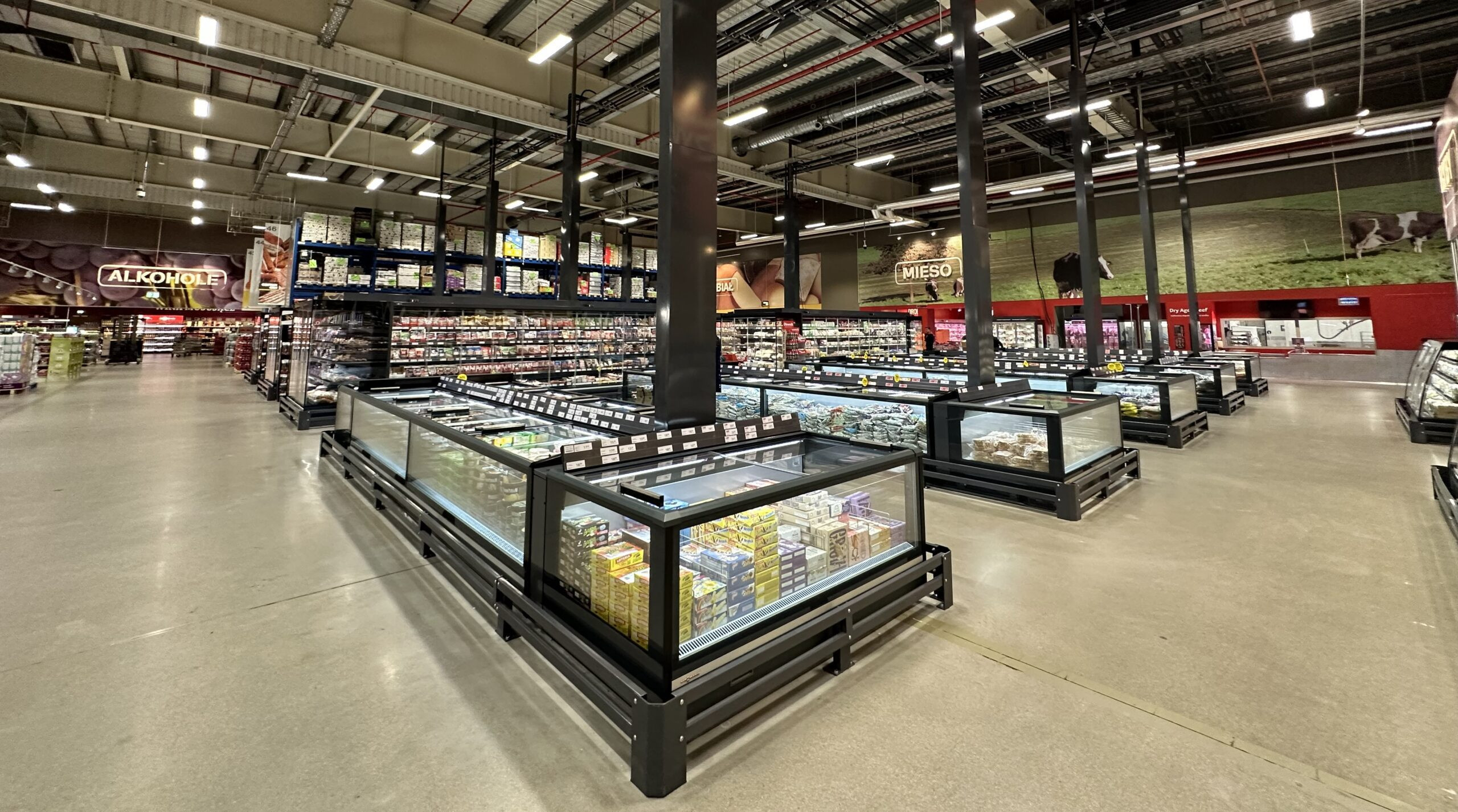 Integral Unit_Transgourmet Polska Hipermarket refrigeration